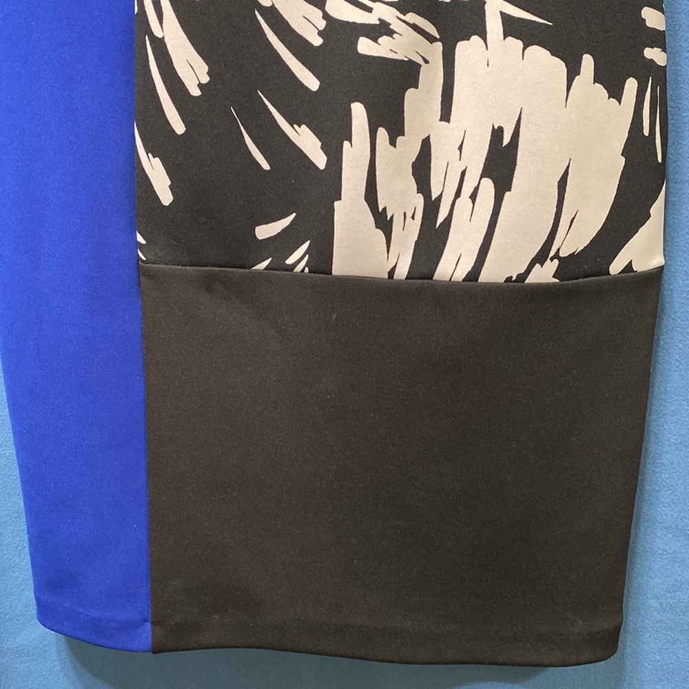 Very elegant dress with short sleeves and side zipper Maggy London size 8 used - Picture 4 of 12